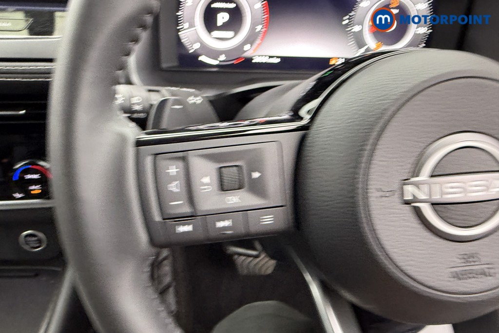 Nissan Qashqai N-Connecta Automatic Petrol SUV - Stock Number (1552318) - 12th supplementary image