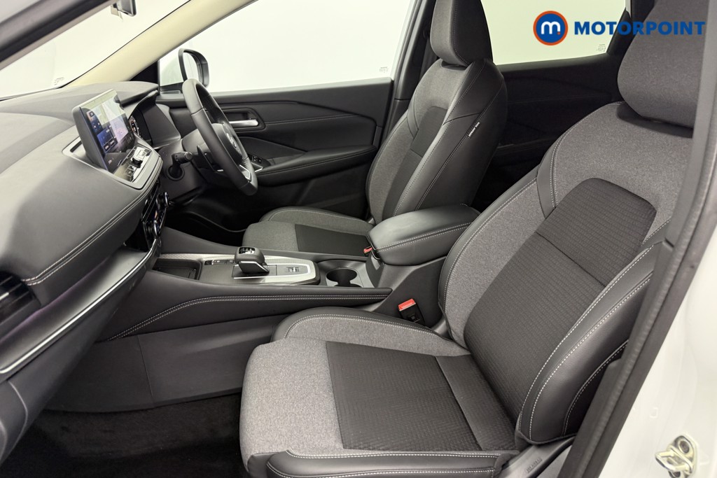 Nissan Qashqai N-Connecta Automatic Petrol SUV - Stock Number (1552318) - 22nd supplementary image