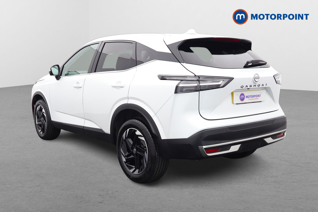 Nissan Qashqai N-Connecta Automatic Petrol SUV - Stock Number (1552318) - Passenger side rear corner