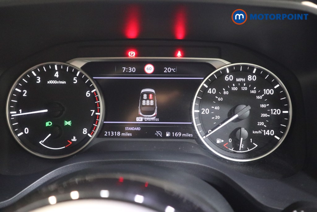 Nissan Qashqai N-Connecta Manual Petrol SUV - Stock Number (1552358) - 5th supplementary image