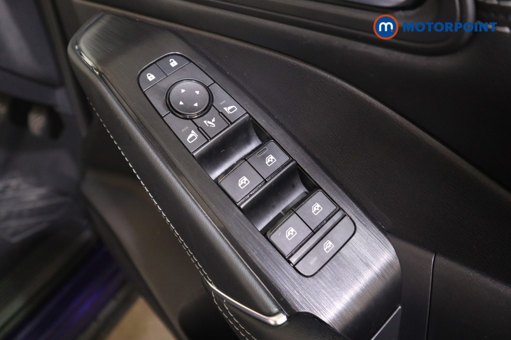 Nissan Qashqai N-Connecta Manual Petrol SUV - Stock Number (1552358) - 10th supplementary image