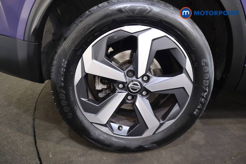 Nissan Qashqai N-Connecta Manual Petrol SUV - Stock Number (1552358) - 14th supplementary image