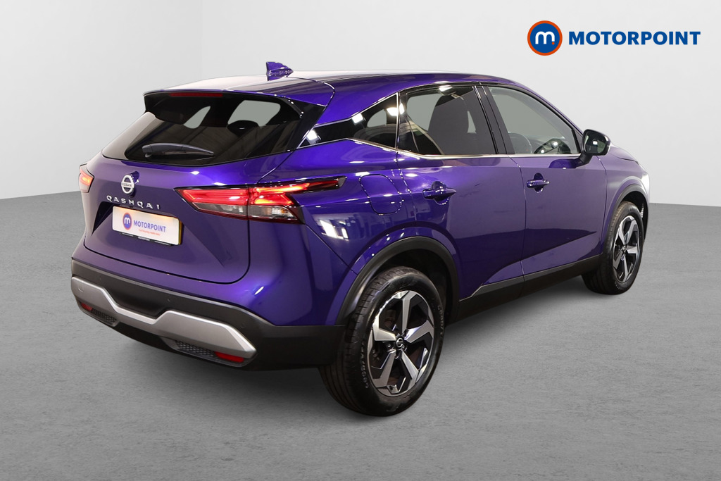 Nissan Qashqai N-Connecta Manual Petrol SUV - Stock Number (1552358) - Drivers side rear corner