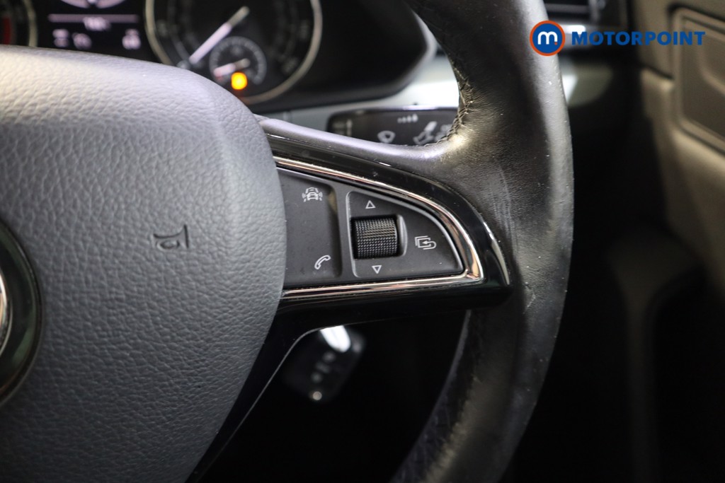 Skoda Superb Se Technology Manual Diesel Hatchback - Stock Number (1552456) - 4th supplementary image