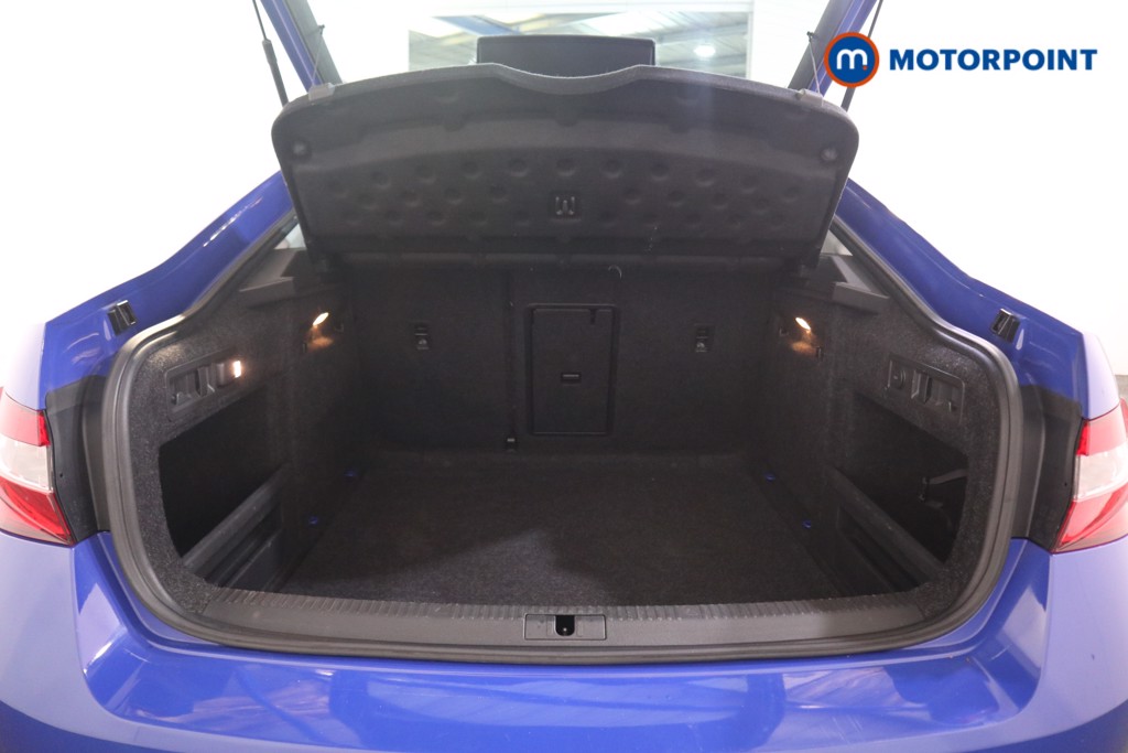 Skoda Superb Se Technology Manual Diesel Hatchback - Stock Number (1552456) - 14th supplementary image