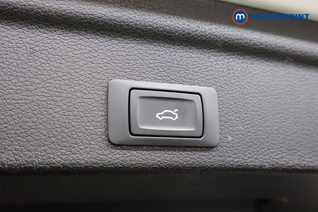 Audi Q3 S Line Automatic Petrol SUV - Stock Number (1552632) - 17th supplementary image