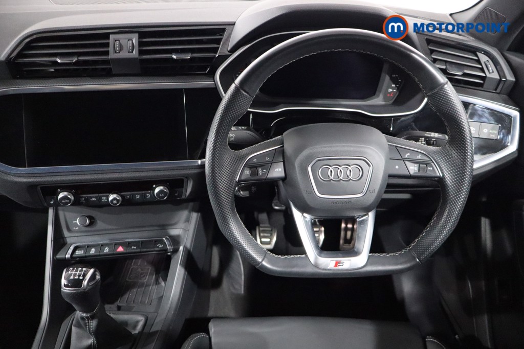 Audi Q3 Black Edition Manual Petrol SUV - Stock Number (1552661) - 3rd supplementary image
