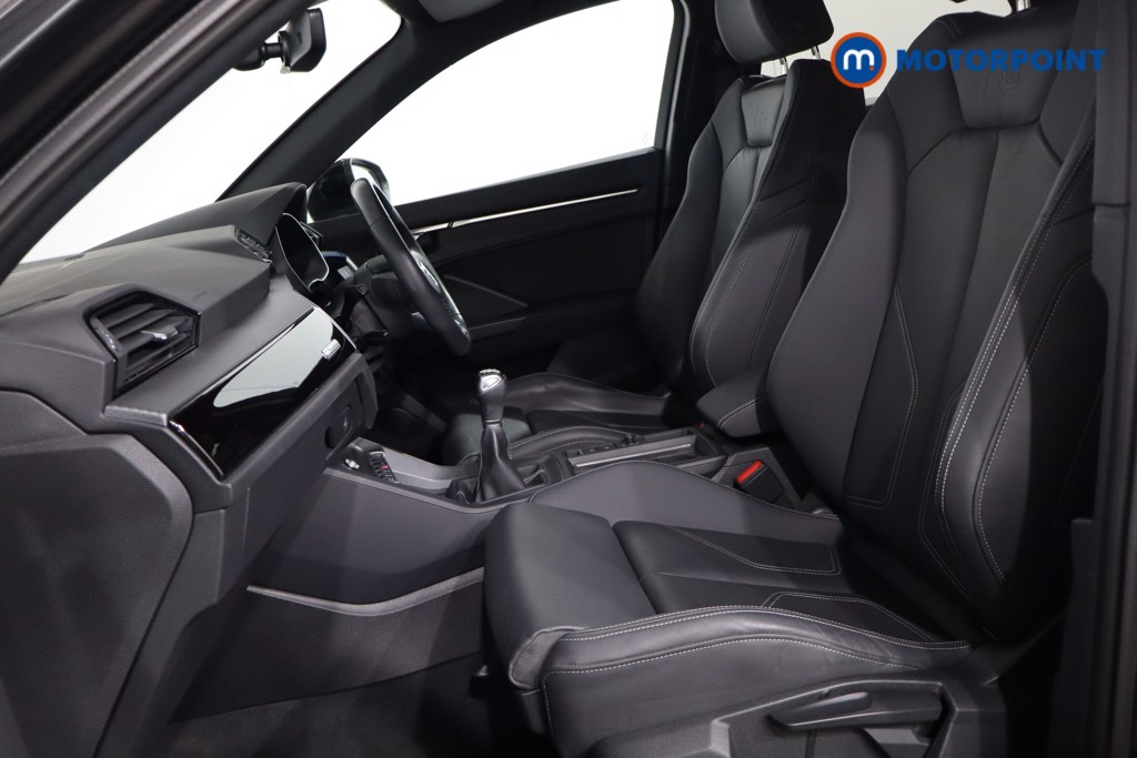Audi Q3 Black Edition Manual Petrol SUV - Stock Number (1552661) - 4th supplementary image