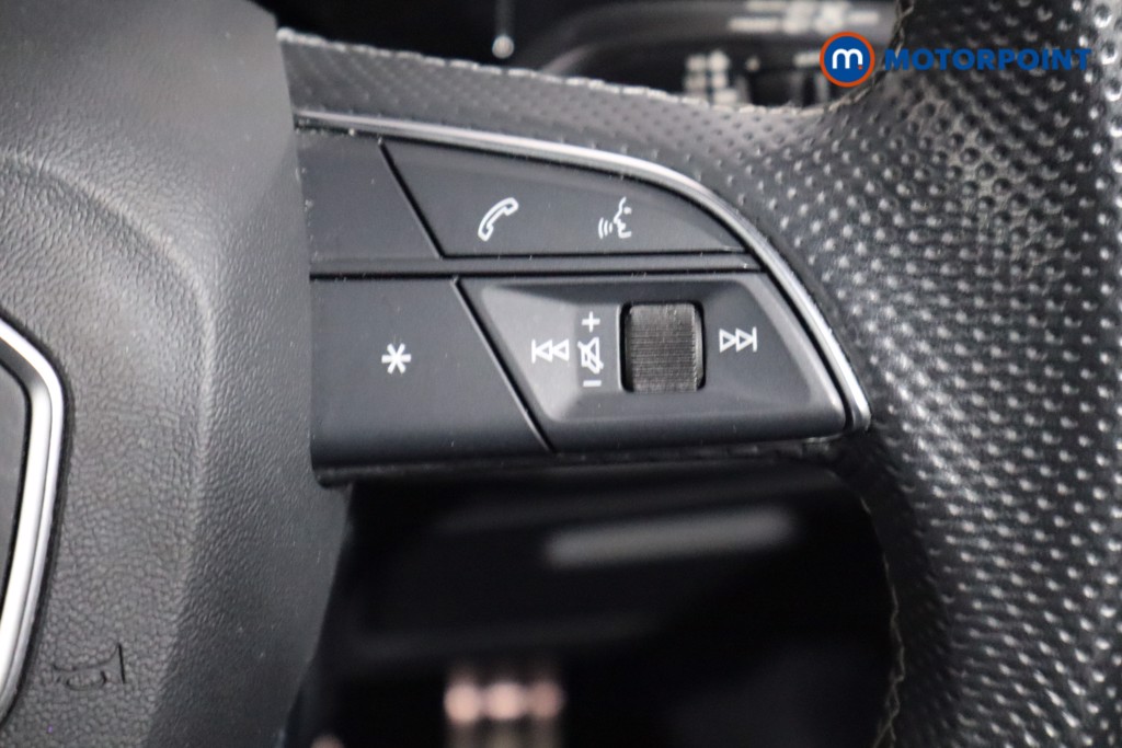 Audi Q3 Black Edition Manual Petrol SUV - Stock Number (1552661) - 8th supplementary image