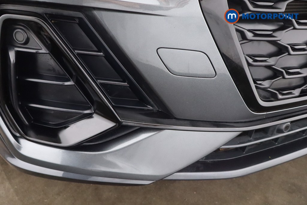 Audi Q3 Black Edition Manual Petrol SUV - Stock Number (1552661) - 22nd supplementary image