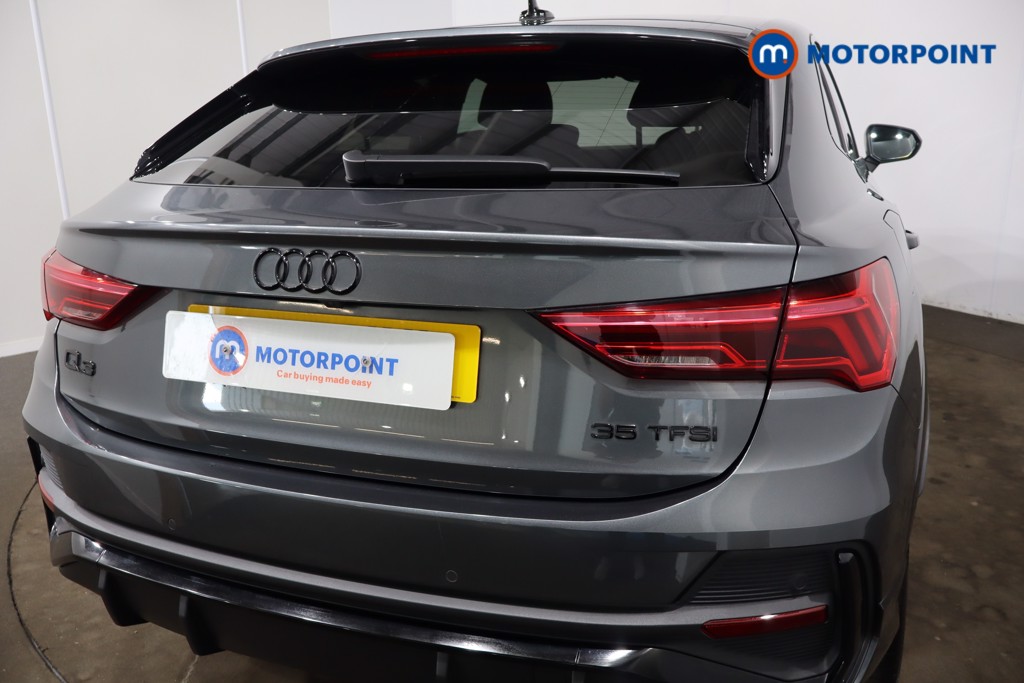 Audi Q3 Black Edition Manual Petrol SUV - Stock Number (1552661) - 28th supplementary image