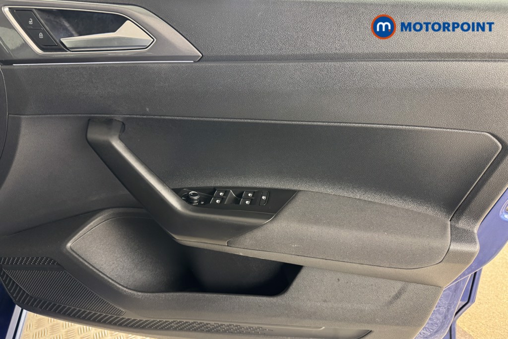 Volkswagen Polo SEL Automatic Petrol Hatchback - Stock Number (1552677) - 15th supplementary image