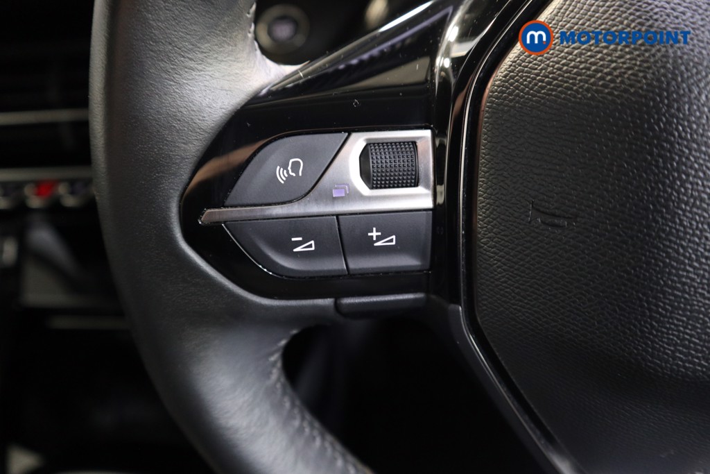 Peugeot 2008 Allure Premium Manual Petrol SUV - Stock Number (1552782) - 3rd supplementary image