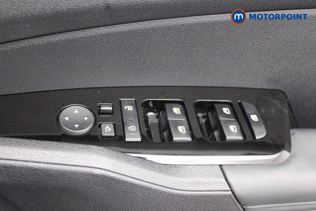 KIA Sportage 3 Automatic Petrol SUV - Stock Number (1552844) - 19th supplementary image