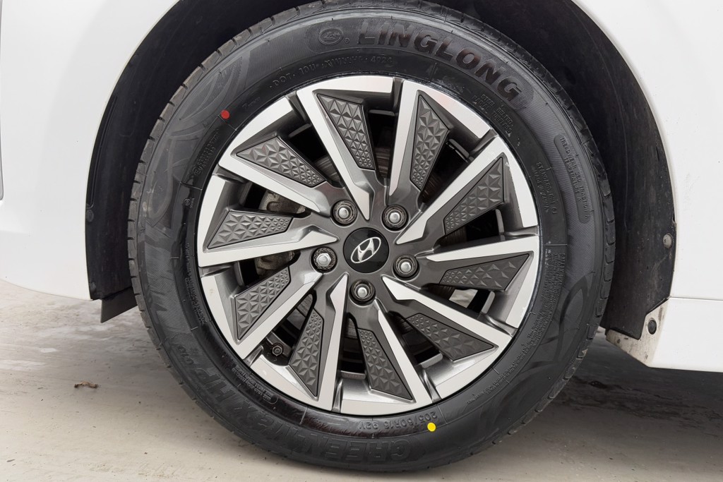 Hyundai Ioniq Premium Automatic Electric Hatchback - Stock Number (1552923) - 31st supplementary image