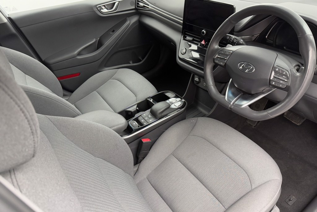 Hyundai Ioniq Premium Automatic Electric Hatchback - Stock Number (1552923) - 1st supplementary image