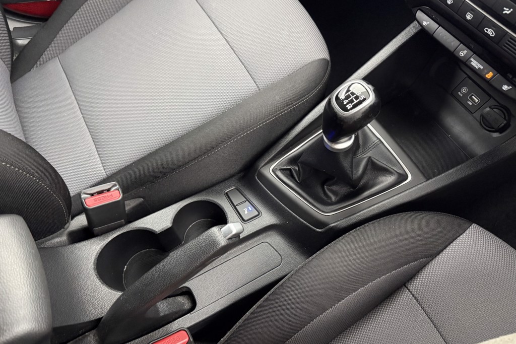 Hyundai I20 Premium Se Nav Manual Petrol Hatchback - Stock Number (1553000) - 12th supplementary image