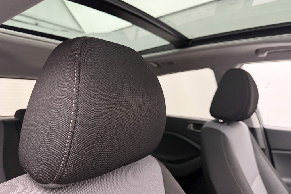 Hyundai I20 Premium Se Nav Manual Petrol Hatchback - Stock Number (1553000) - 16th supplementary image