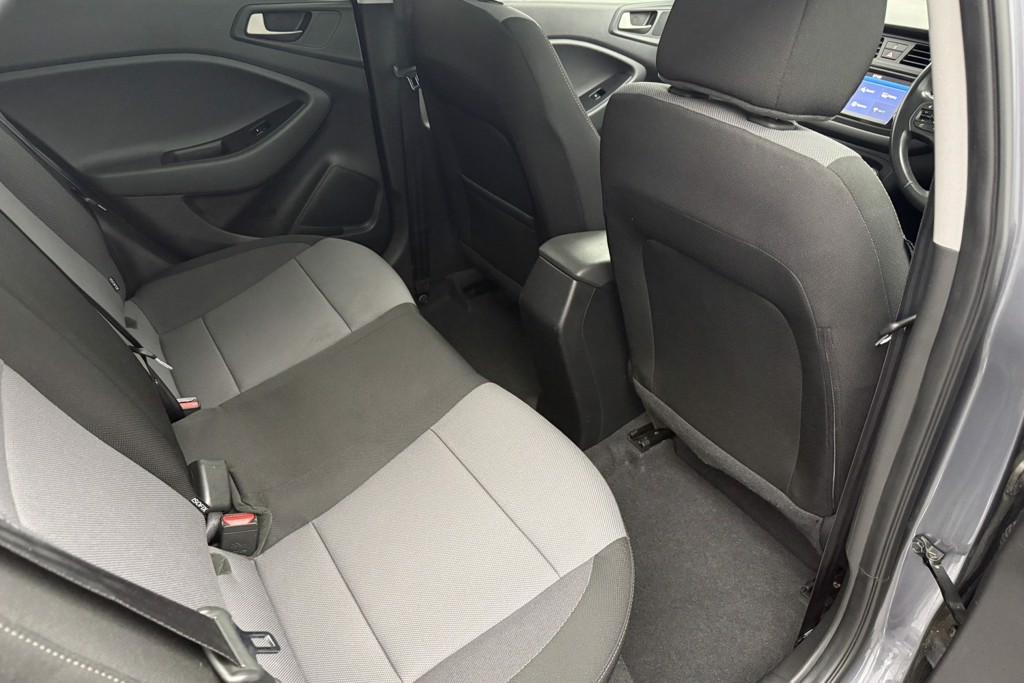 Hyundai I20 Premium Se Nav Manual Petrol Hatchback - Stock Number (1553000) - 17th supplementary image