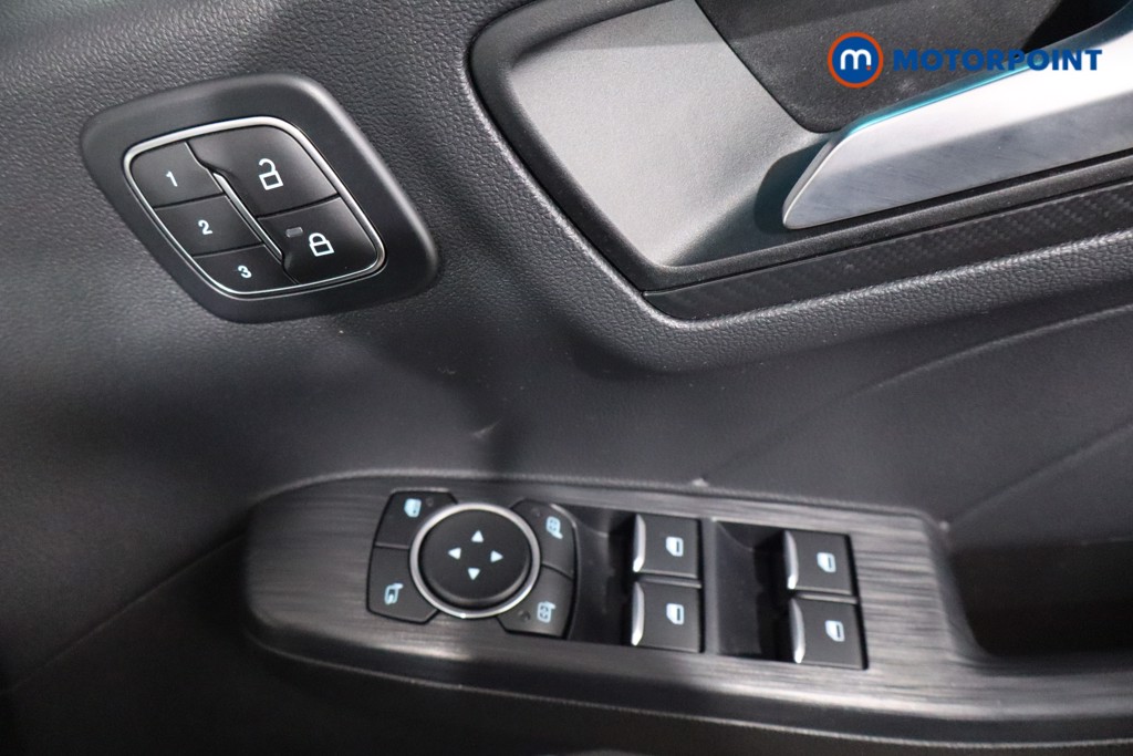 Ford Kuga St-Line Automatic Petrol Plug-In Hybrid SUV - Stock Number (1553036) - 16th supplementary image