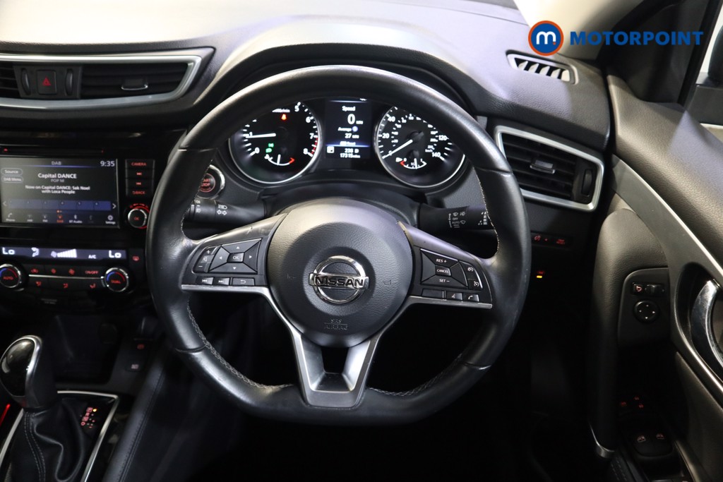 Nissan Qashqai N-Motion Automatic Petrol SUV - Stock Number (1553220) - 2nd supplementary image