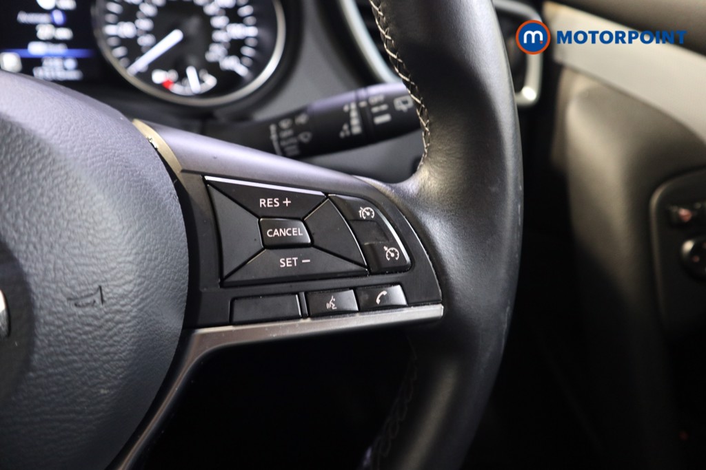 Nissan Qashqai N-Motion Automatic Petrol SUV - Stock Number (1553220) - 4th supplementary image