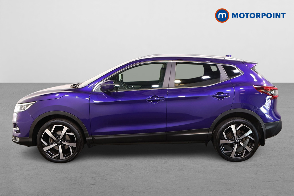 Nissan Qashqai N-Motion Automatic Petrol SUV - Stock Number (1553220) - Passenger side