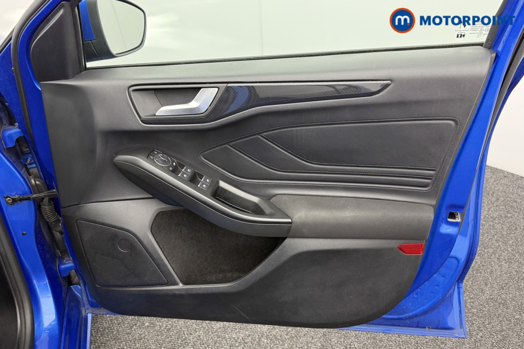 Ford Focus St-Line Manual Petrol Hatchback - Stock Number (1553375) - 15th supplementary image