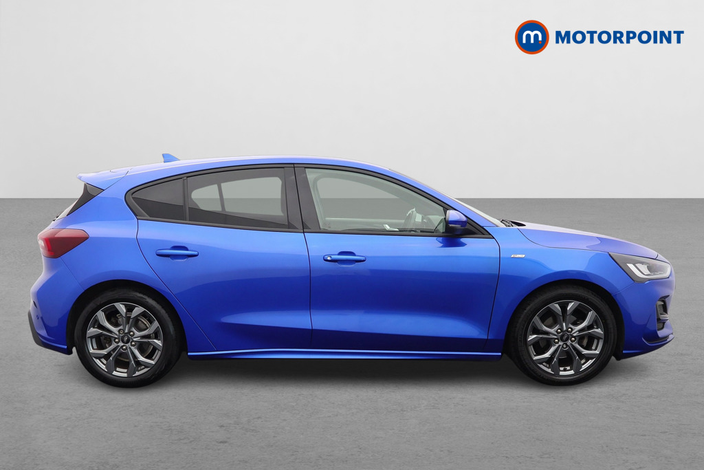 Ford Focus St-Line Manual Petrol Hatchback - Stock Number (1553375) - Drivers side