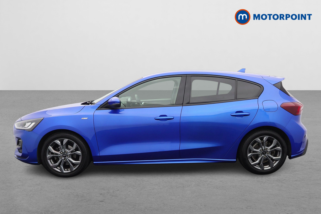 Ford Focus St-Line Manual Petrol Hatchback - Stock Number (1553375) - Passenger side