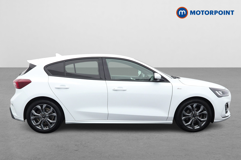 Ford Focus St-Line Manual Petrol Hatchback - Stock Number (1553376) - Drivers side