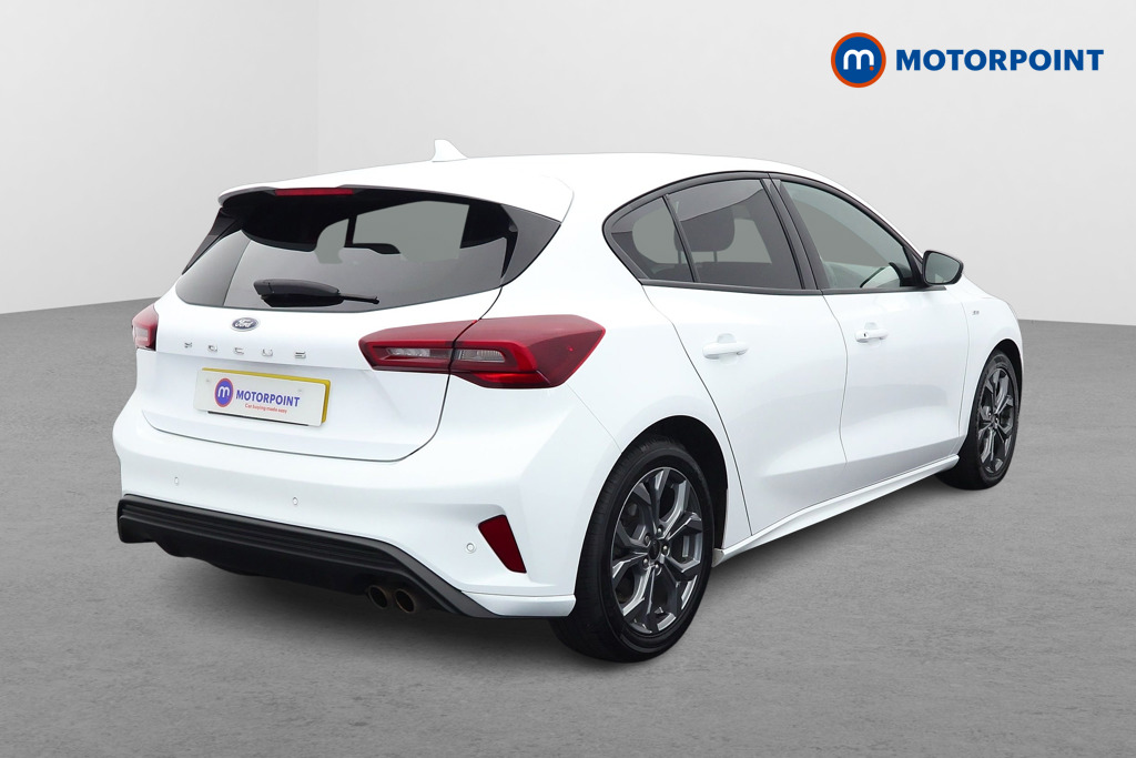 Ford Focus St-Line Manual Petrol Hatchback - Stock Number (1553376) - Drivers side rear corner