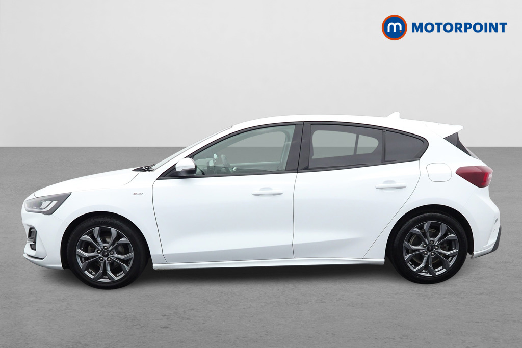Ford Focus St-Line Manual Petrol Hatchback - Stock Number (1553376) - Passenger side