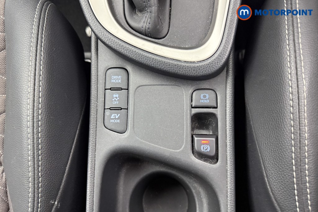 Toyota Yaris Cross Excel Automatic Petrol-Electric Hybrid Estate - Stock Number (1553636) - 12th supplementary image