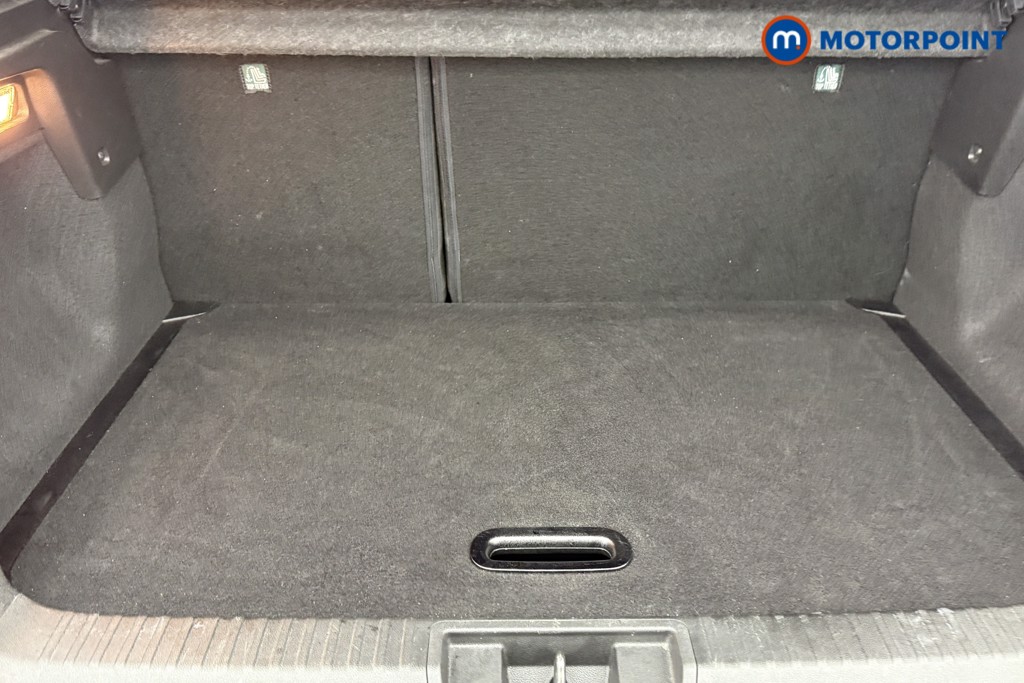 Renault Captur Iconic Manual Petrol SUV - Stock Number (1553643) - 19th supplementary image