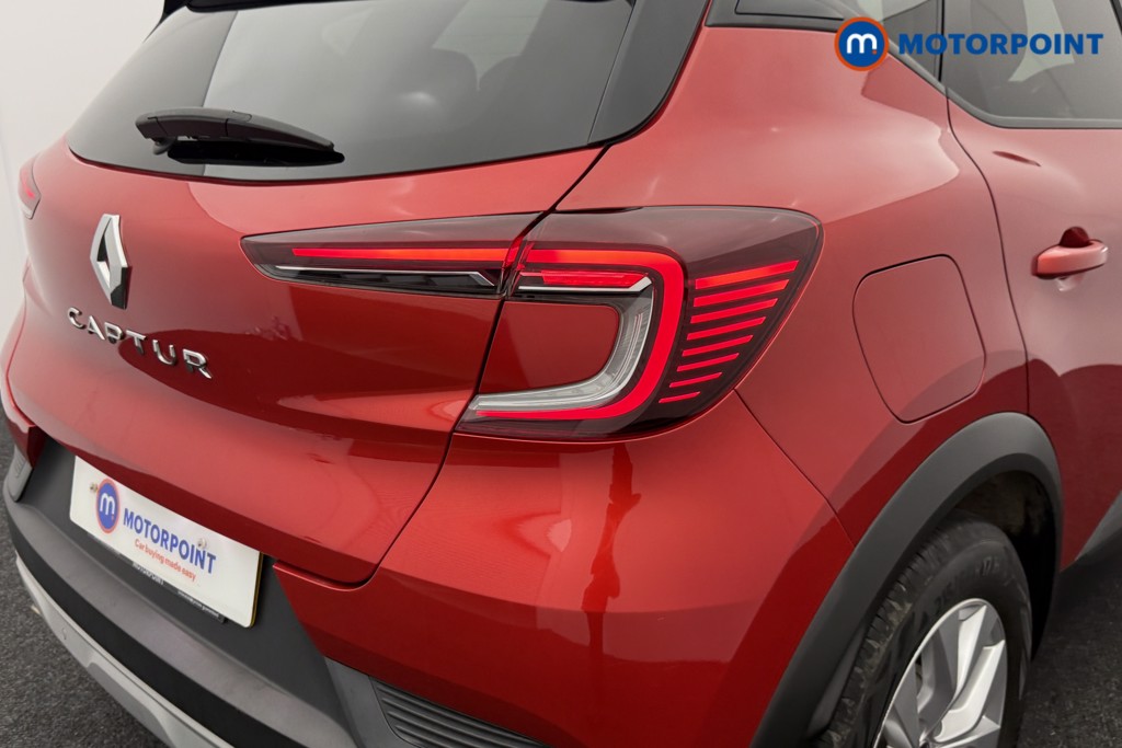 Renault Captur Iconic Manual Petrol SUV - Stock Number (1553643) - 24th supplementary image