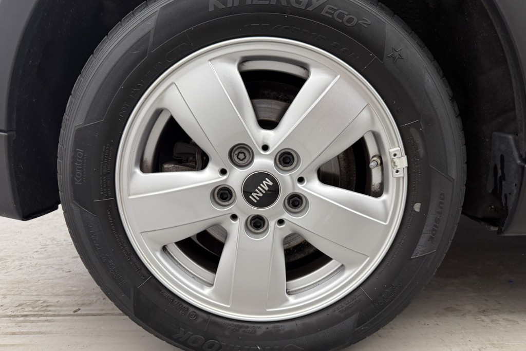 Mini Hatchback Cooper Classic Manual Petrol Hatchback - Stock Number (1553719) - 27th supplementary image