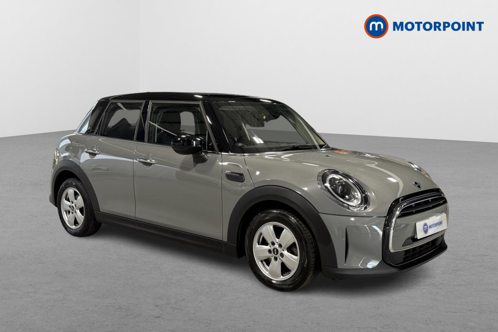 Mini Hatchback Cooper Classic Manual Petrol Hatchback - Stock Number (1553719) - Drivers side front corner