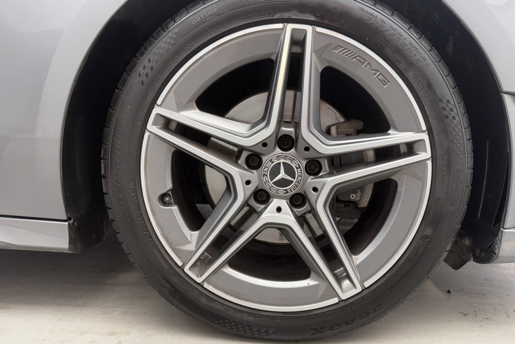 Mercedes-Benz A Class Amg Line Automatic Petrol Hatchback - Stock Number (1554312) - 37th supplementary image