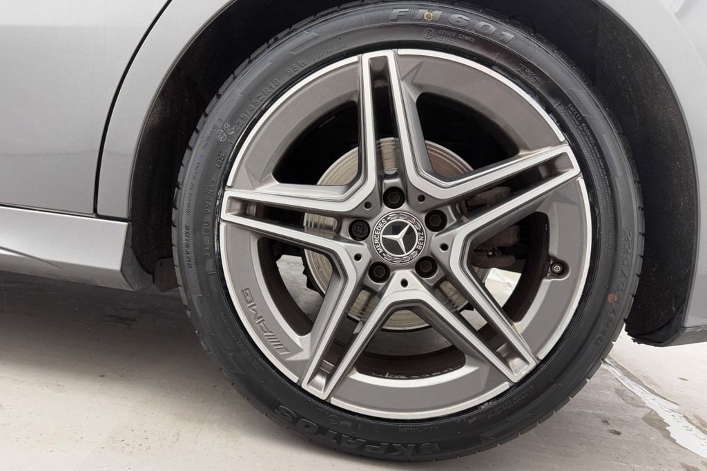 Mercedes-Benz A Class Amg Line Automatic Petrol Hatchback - Stock Number (1554312) - 39th supplementary image