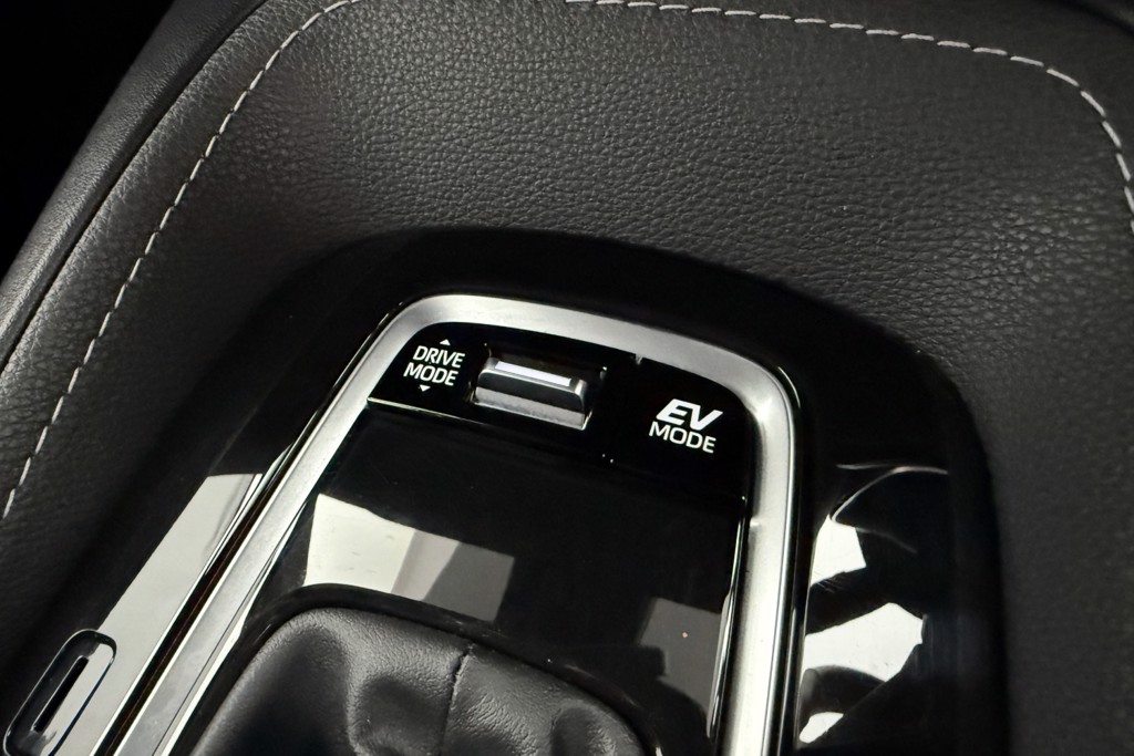 Toyota Corolla Design Automatic Petrol-Electric Hybrid Hatchback - Stock Number (1554373) - 14th supplementary image