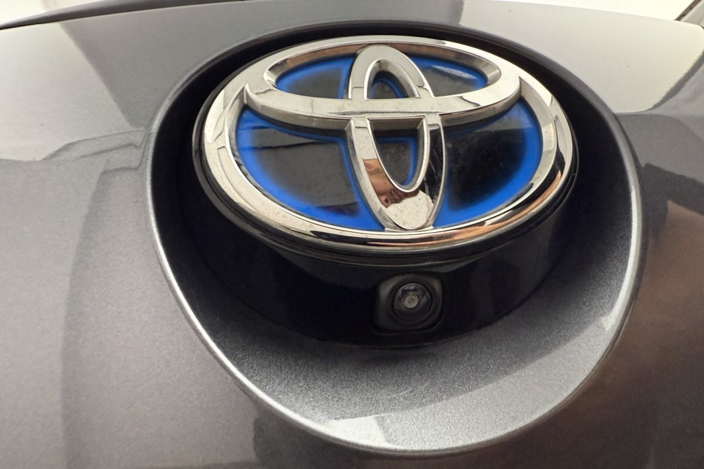 Toyota Corolla Design Automatic Petrol-Electric Hybrid Hatchback - Stock Number (1554373) - 28th supplementary image