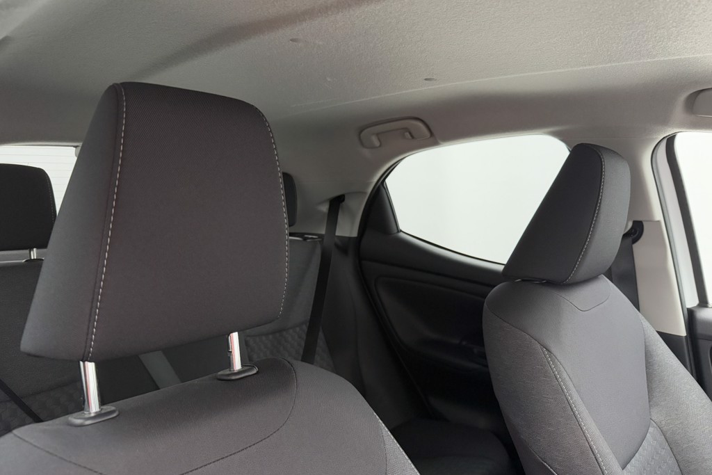 Toyota Yaris Design Automatic Petrol-Electric Hybrid Hatchback - Stock Number (1554387) - 20th supplementary image