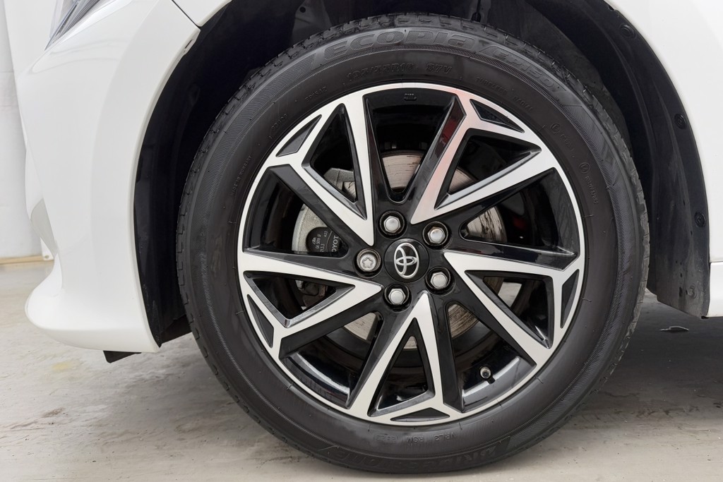 Toyota Yaris Design Automatic Petrol-Electric Hybrid Hatchback - Stock Number (1554387) - 31st supplementary image