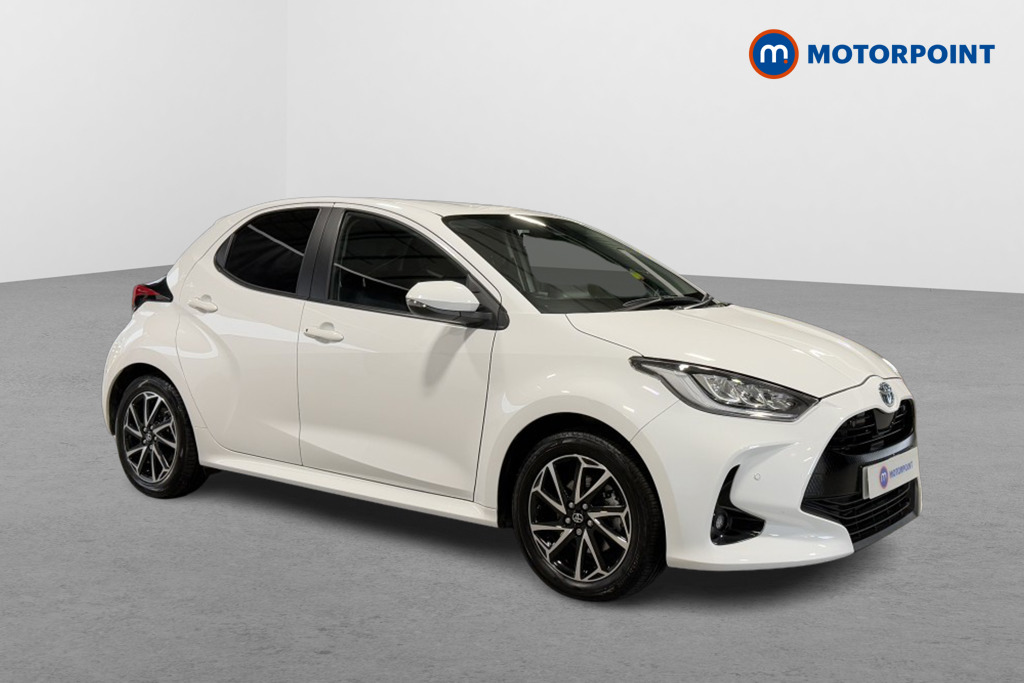 Toyota Yaris Design Automatic Petrol-Electric Hybrid Hatchback - Stock Number (1554387) - Drivers side front corner
