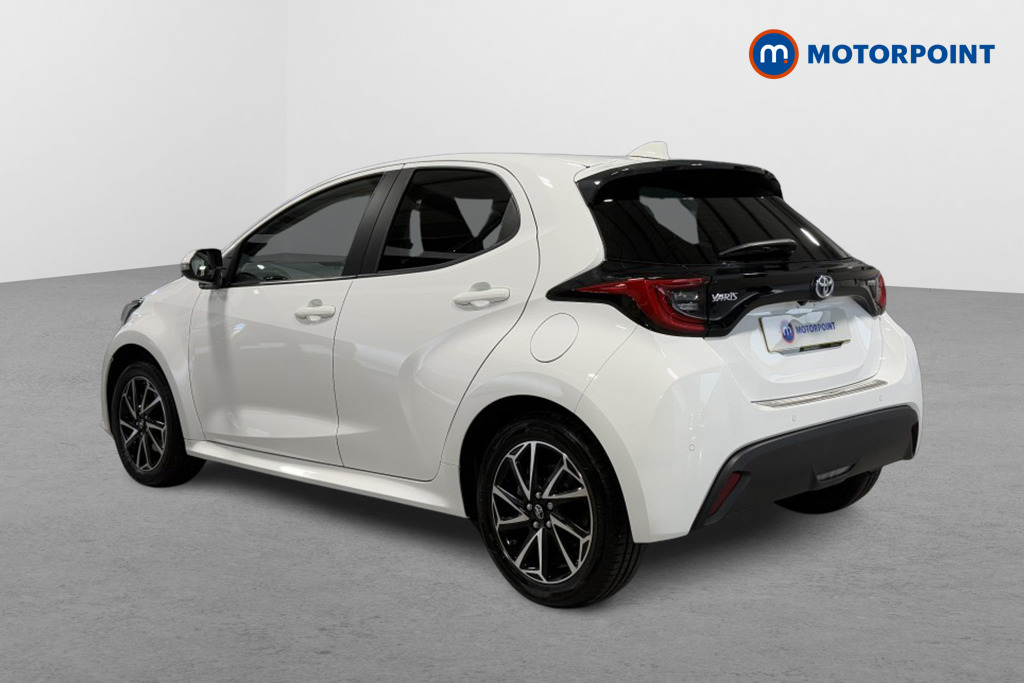 Toyota Yaris Design Automatic Petrol-Electric Hybrid Hatchback - Stock Number (1554387) - Passenger side rear corner