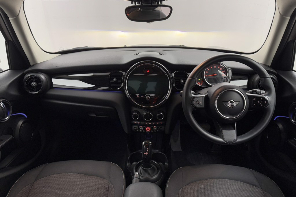 Mini Hatchback Cooper Classic Automatic Petrol Hatchback - Stock Number (1554415) - 2nd supplementary image