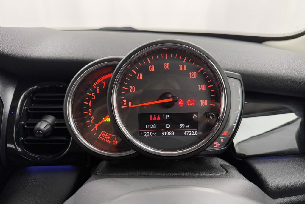 Mini Hatchback Cooper Classic Automatic Petrol Hatchback - Stock Number (1554415) - 6th supplementary image