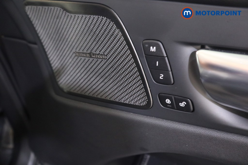 Volvo Xc60 Plus Automatic Diesel SUV - Stock Number (1554490) - 9th supplementary image