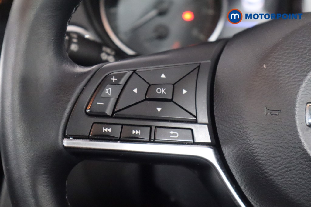Nissan Qashqai N-Connecta Manual Petrol SUV - Stock Number (1554715) - 7th supplementary image